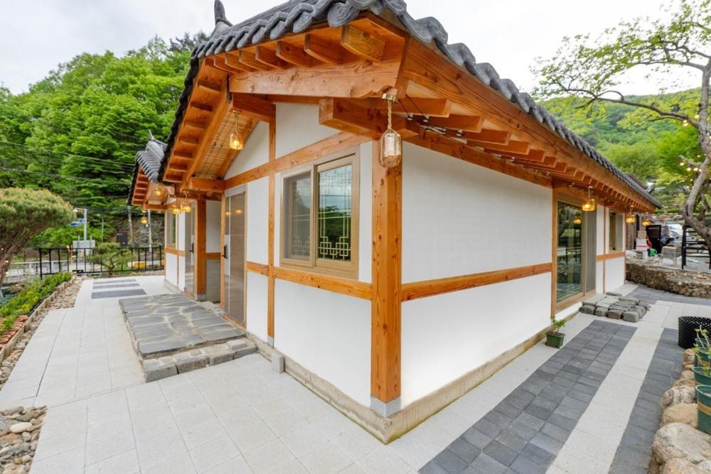 Hadong Hanok Pension The Better Day Экстерьер фото