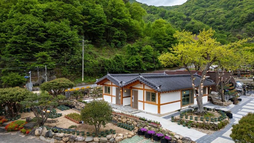 Hadong Hanok Pension The Better Day Экстерьер фото